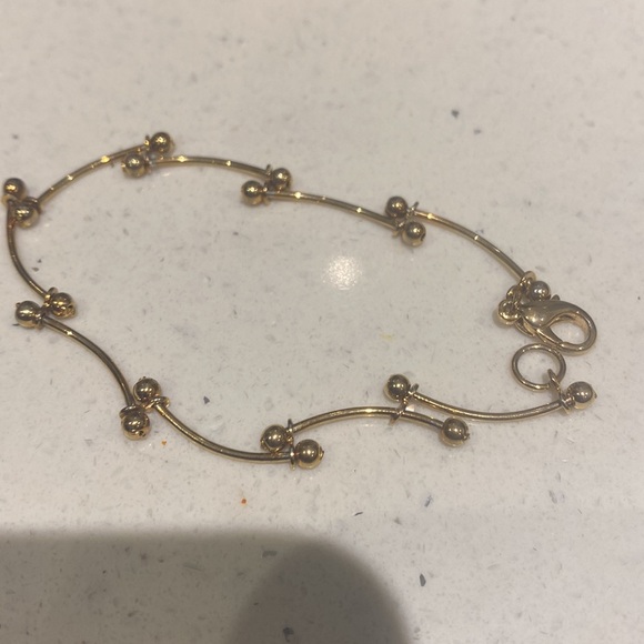 Gold Crescent Moon and Star Pendant chain & bracelet - Picture 5 of 6